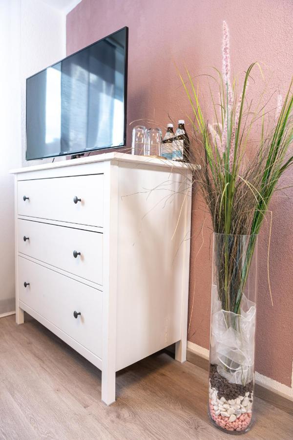 #2 Grosses Zimmer Mit Pool Und Garten Memmingen Exterior foto