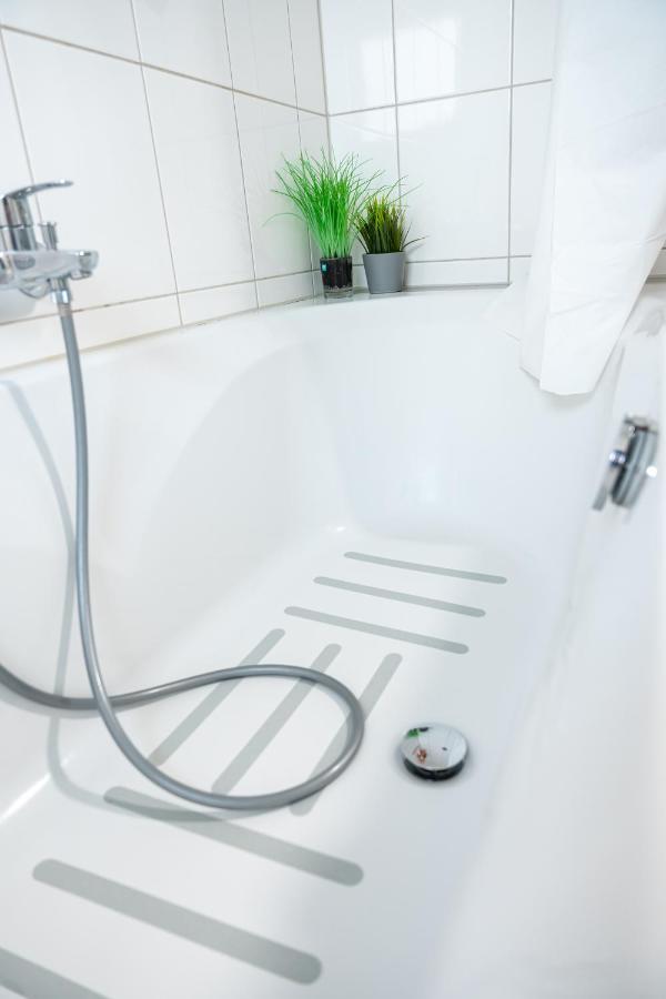 #2 Grosses Zimmer Mit Pool Und Garten Memmingen Exterior foto